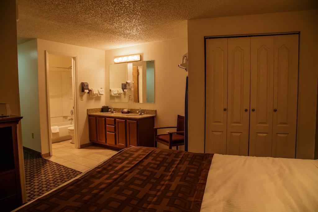 Richland Inn And Suites Sidney Room photo